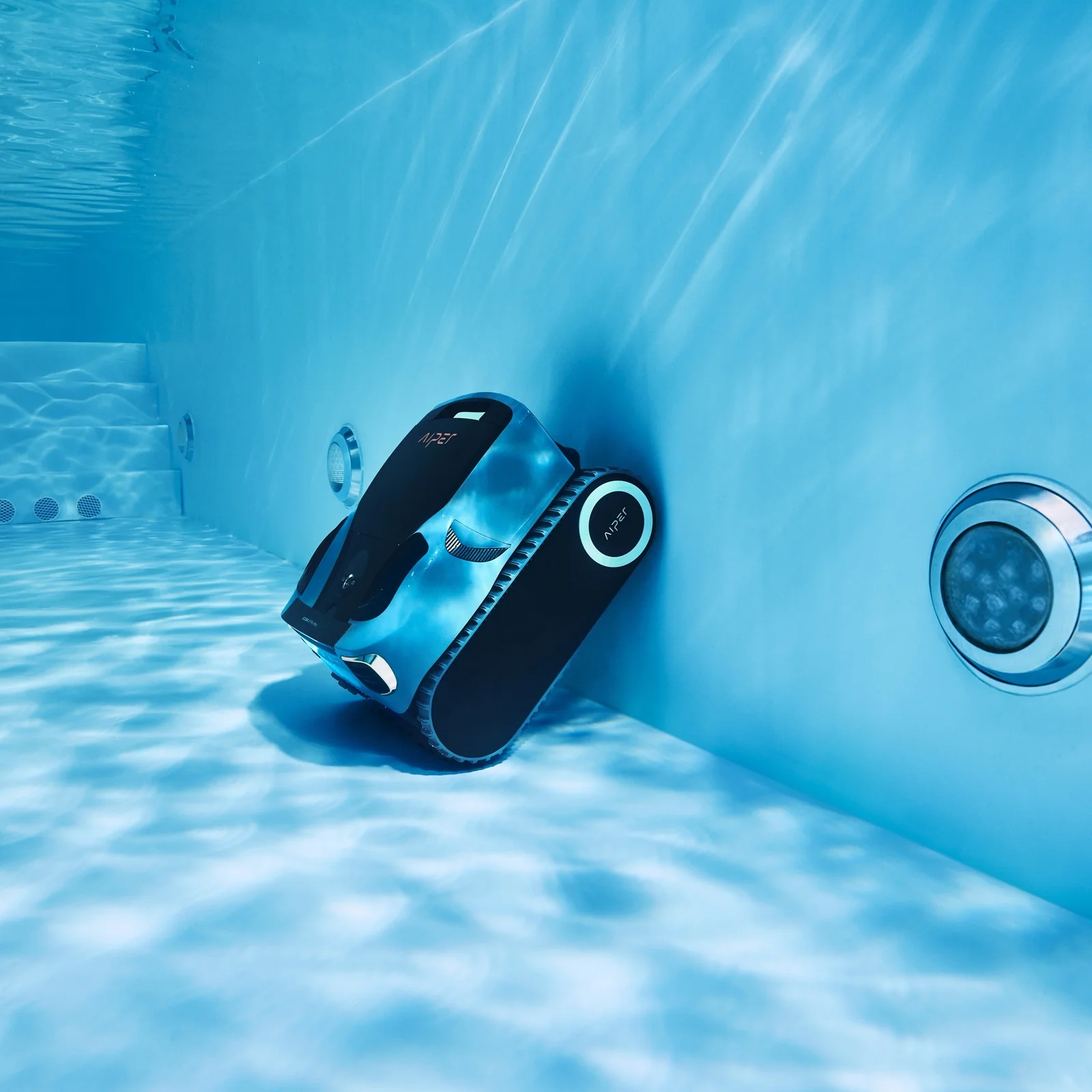 Automatski Robot Čistač Bazena - AIPER Scuba X1 Pro Max - Slika 10